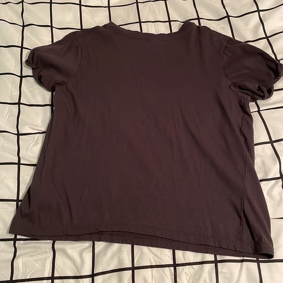 Women’s t-shirt size small - Picture 2 of 3